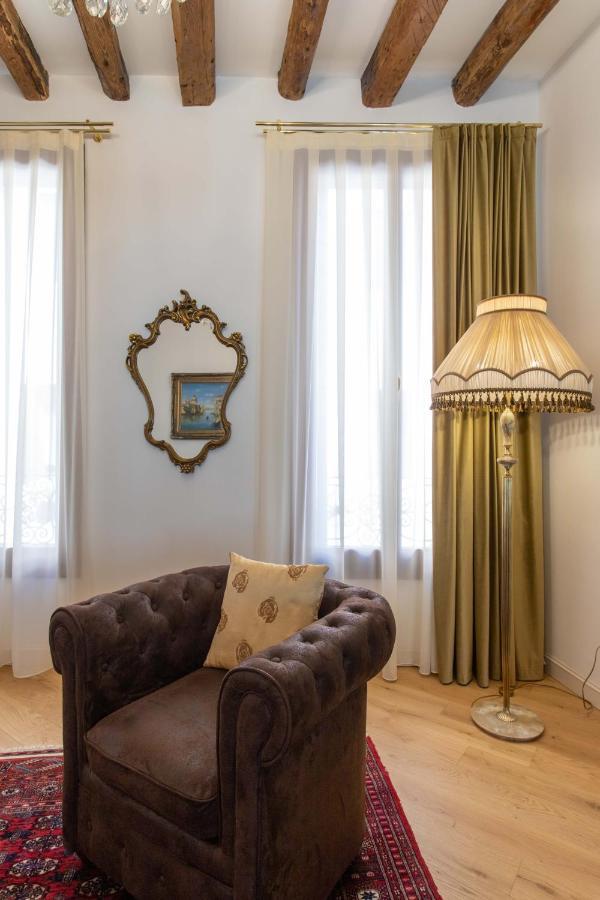 Ca Del Glicine - Charming Apartment On The Canal Venedik Dış mekan fotoğraf